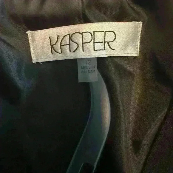 Kasper Womens Red And White Zig Zag Pattern Blazer. Size 12 Lined - Picture 11 of 14